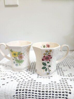 Sadler Mis Match Coffee / Tea Mugs Octagonal Shape Floral Decor